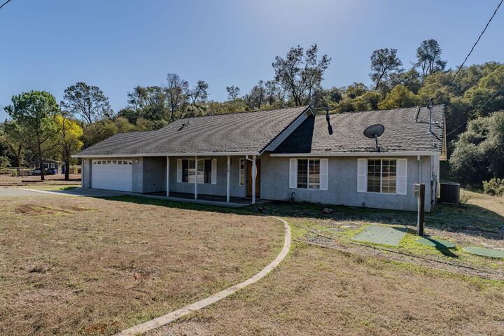 Property Photo:  7799 Kirby Street  CA 95252 