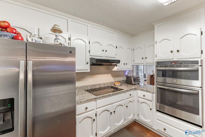 Property Photo: 1126 Way Thru The Woods AL 35603