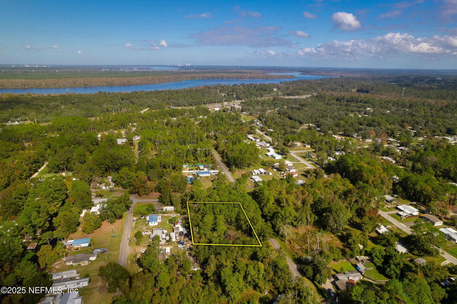 Property Photo:  115 Pamela Drive  FL 32189 