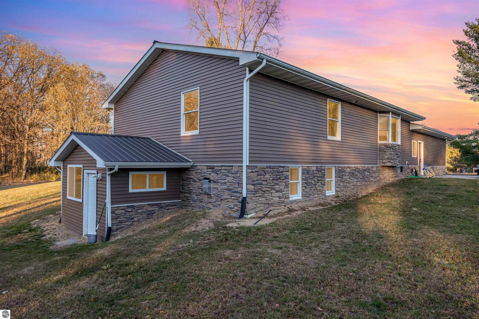 Property Photo: 330 W Broomfield Road MI 48858