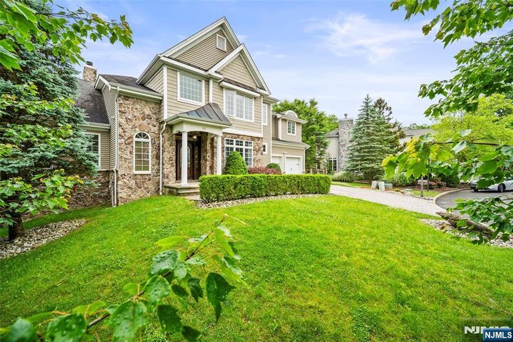 Property Photo:  65 Overlook Ridge  NJ 07436 