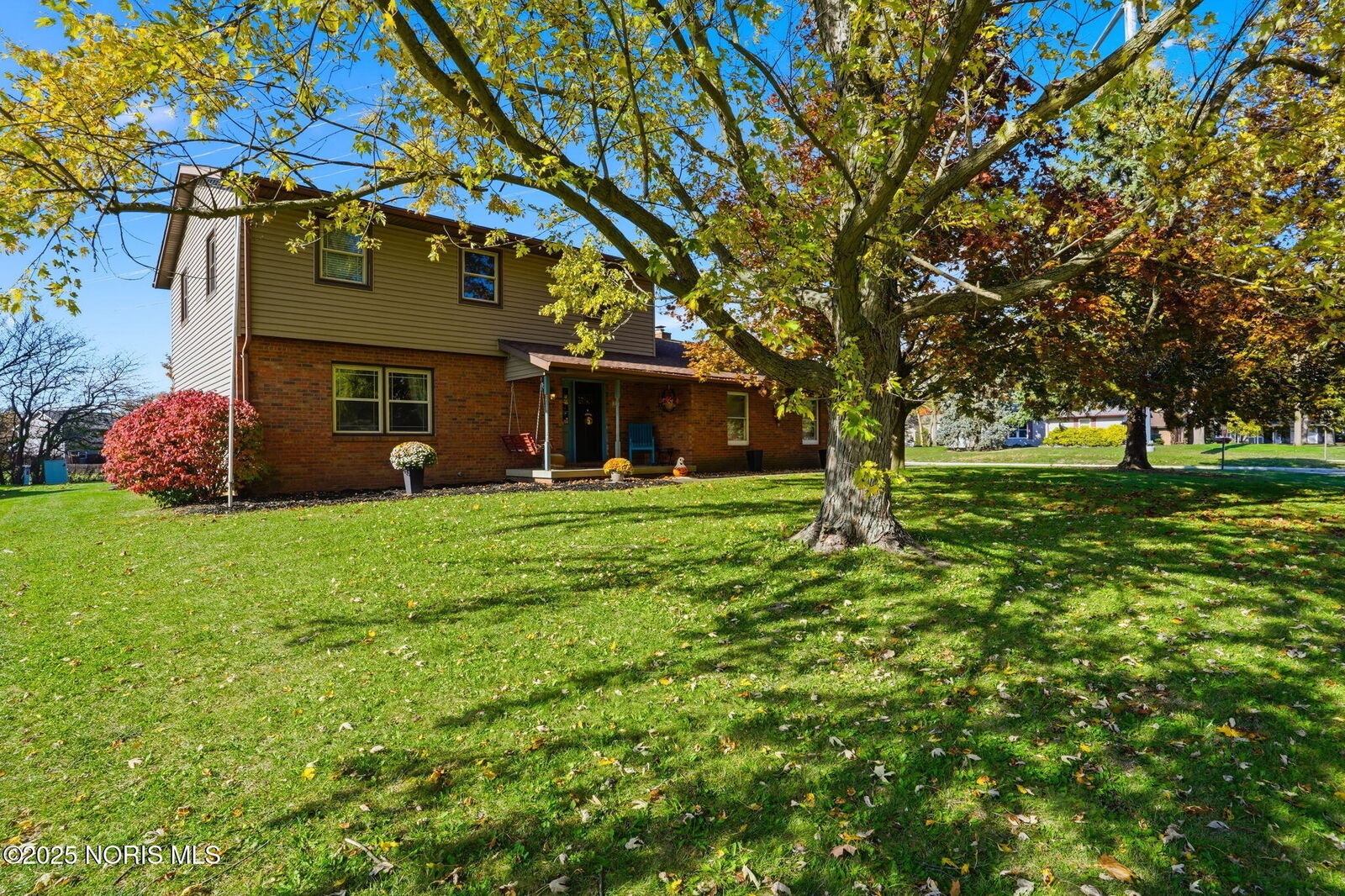 Property Photo:  3018 Gleneagle Drive  OH 45840 