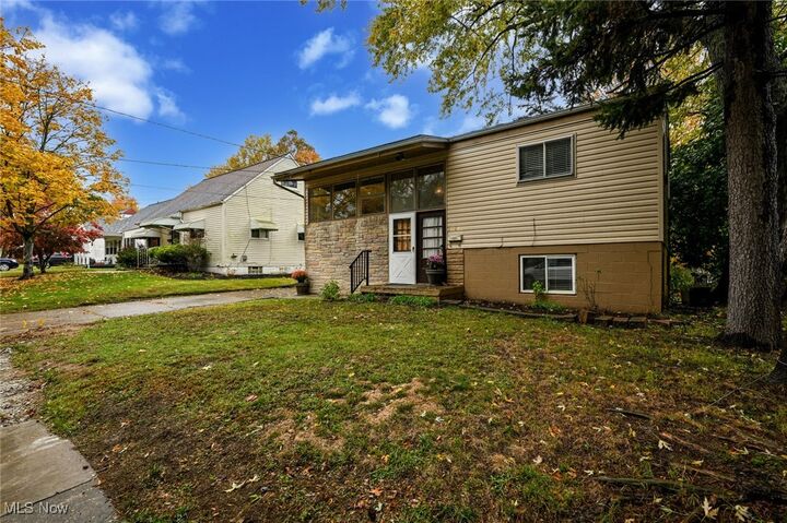 Property Photo:  2784 Conway Street  OH 44314 