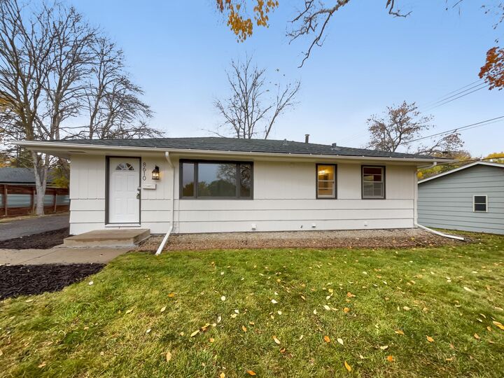 8610 31st Avenue N  Crystal MN 55427 photo