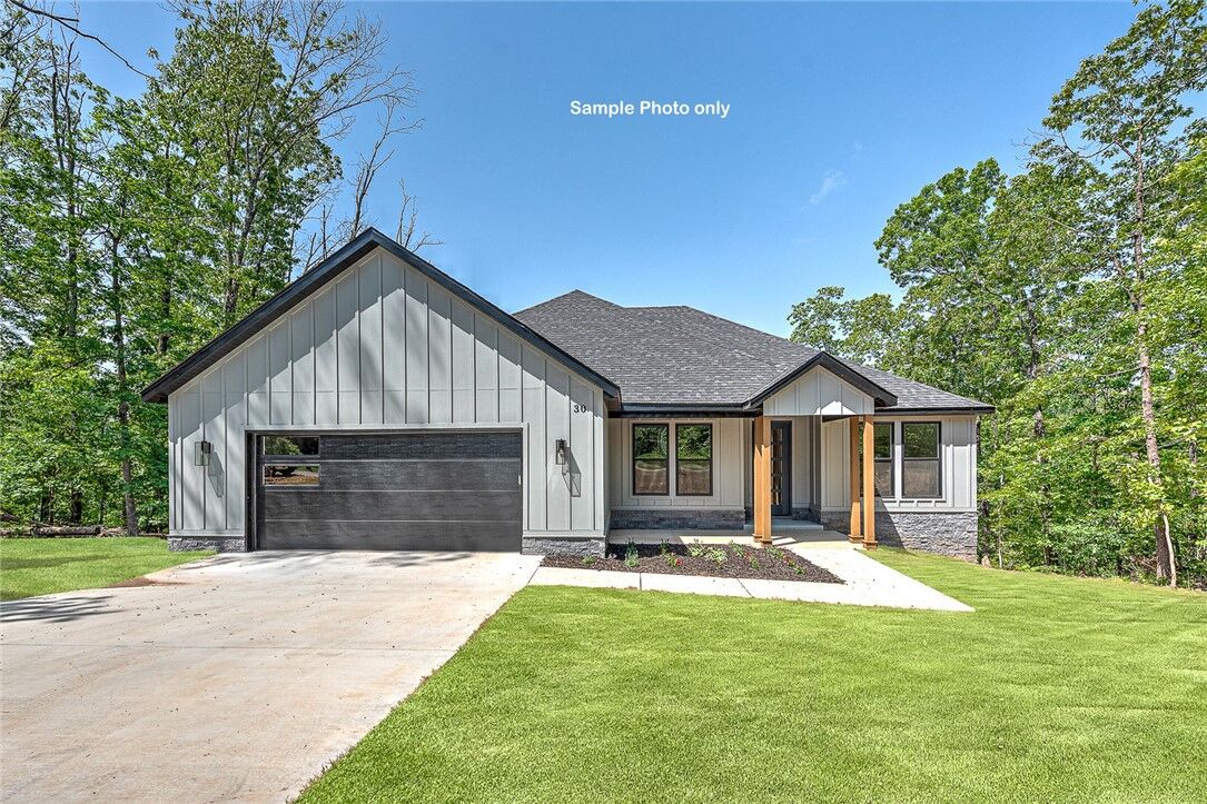 Property Photo:  3 Yoxall Lane  AR 72714 