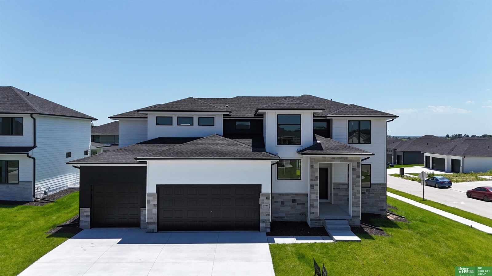 Property Photo: 21143 Ellison Avenue NE 68022