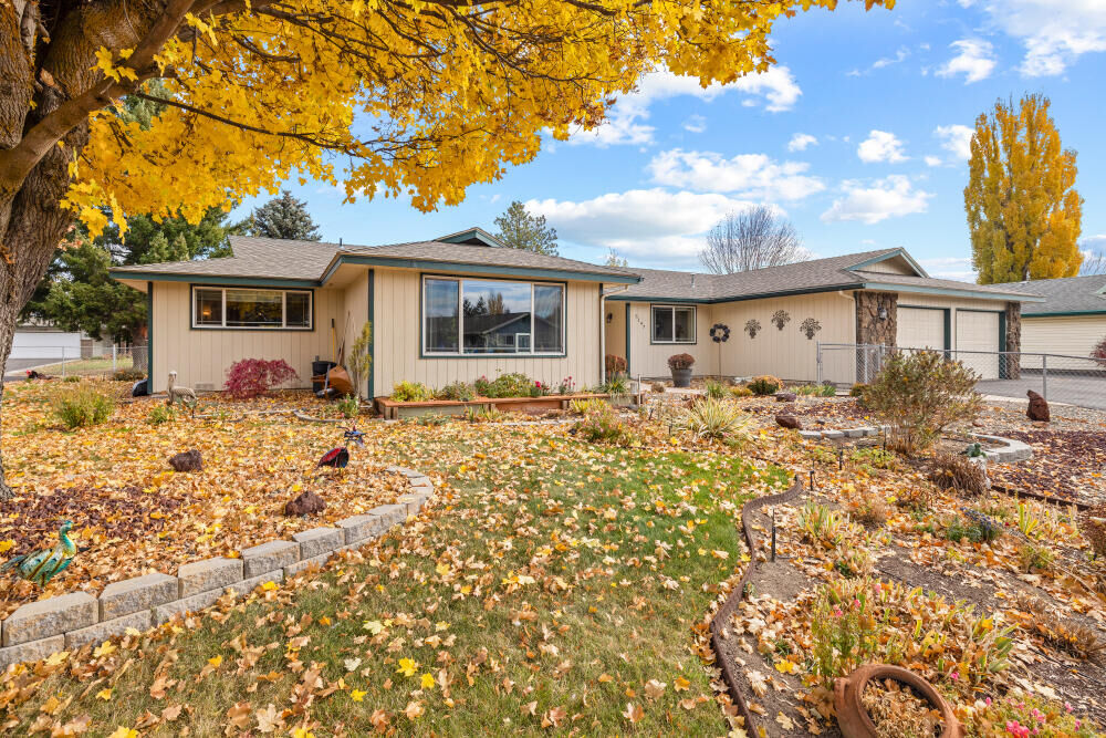 Property Photo: 5147 Gatewood Drive OR 97603