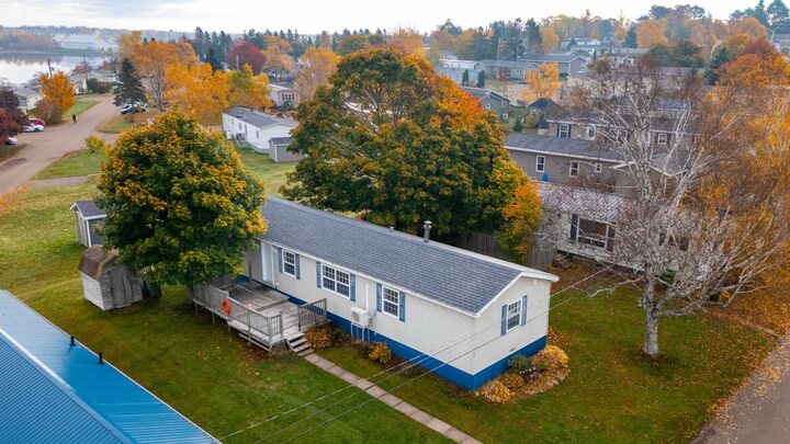 Property Photo:  20 Cartier Avenue  PE C0A 1H0 