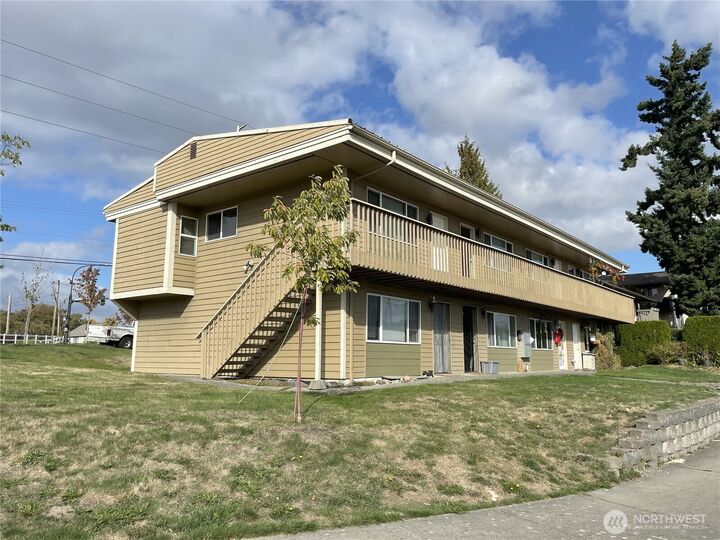 1422  Chestnut Street  Everett WA 98201 photo