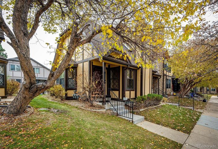 18538 E Whitaker Circle  Aurora CO 80015 photo