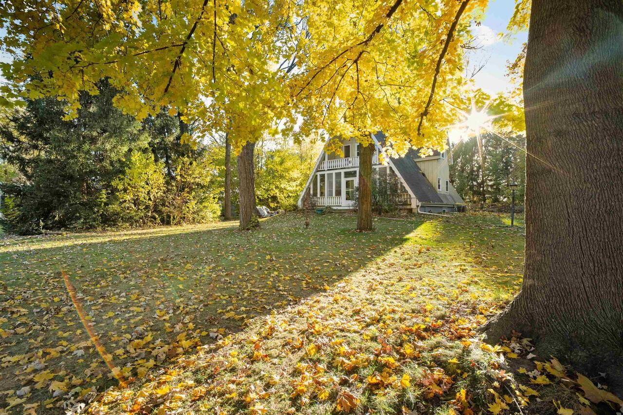 Property Photo:  W8929 Homestake Acres  WI 53916 