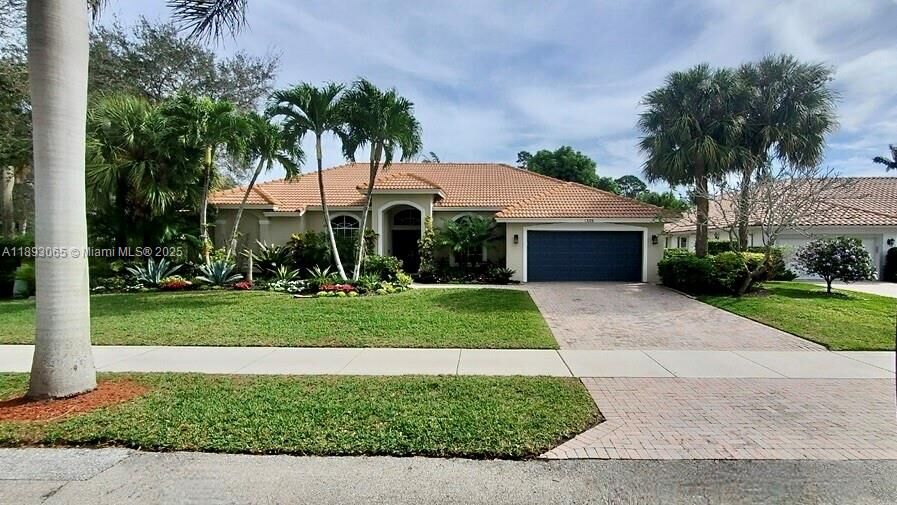 Property Photo:  1335 E Barwick Ranch Cir  FL 33445 