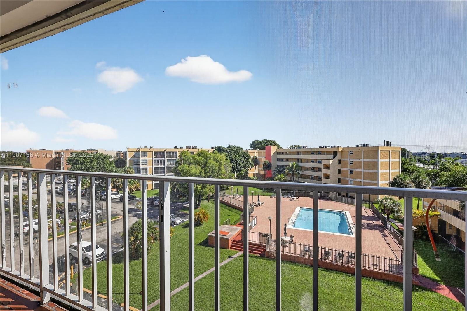 Property Photo:  9210 Fontainebleau Blvd 505  FL 33172