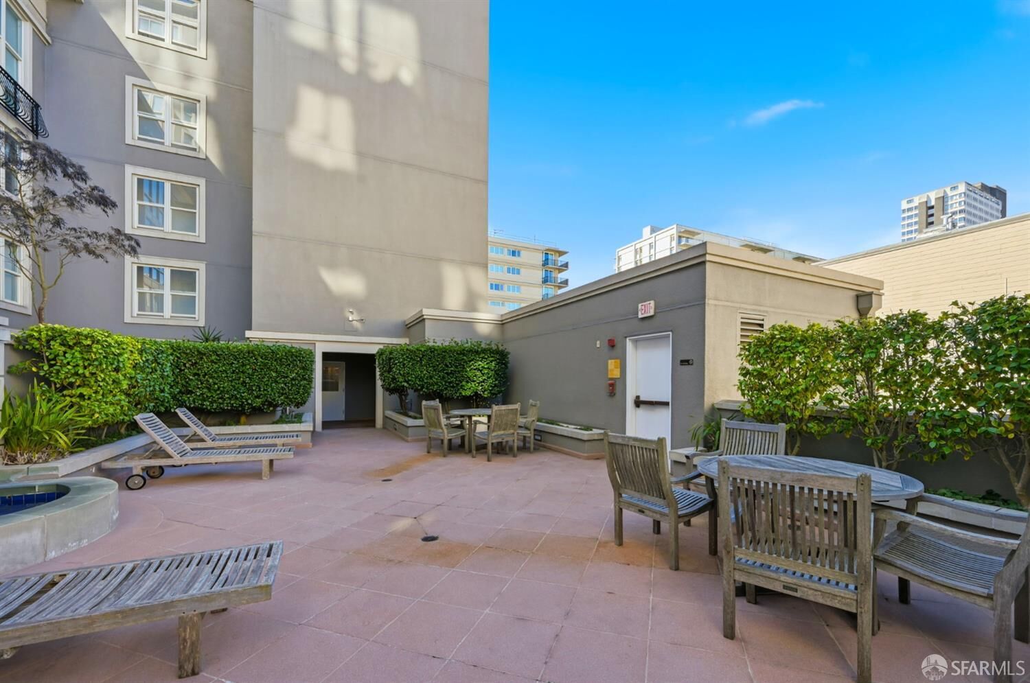 Property Photo:  1483 Sutter Street 405  CA 94109 