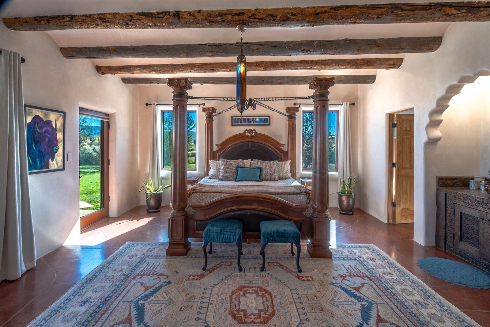 Property Photo: 23 Las Tusas Rd NM 87557