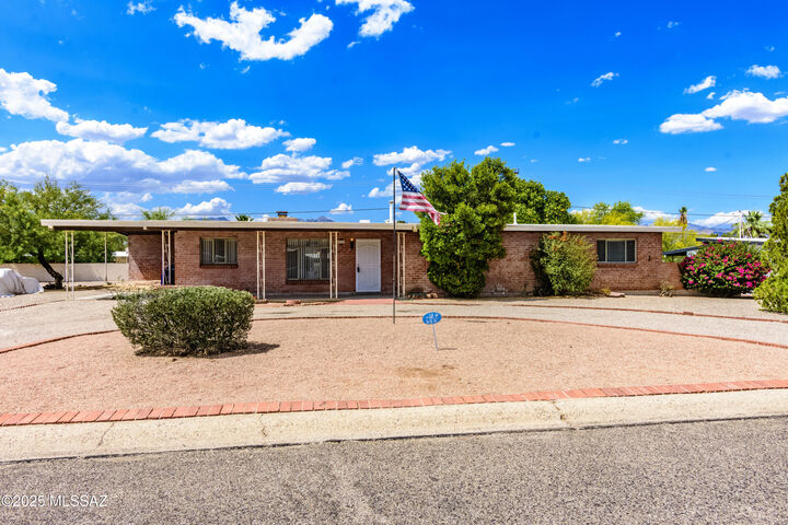Property Photo: 7031 E Baker Street AZ 85710
