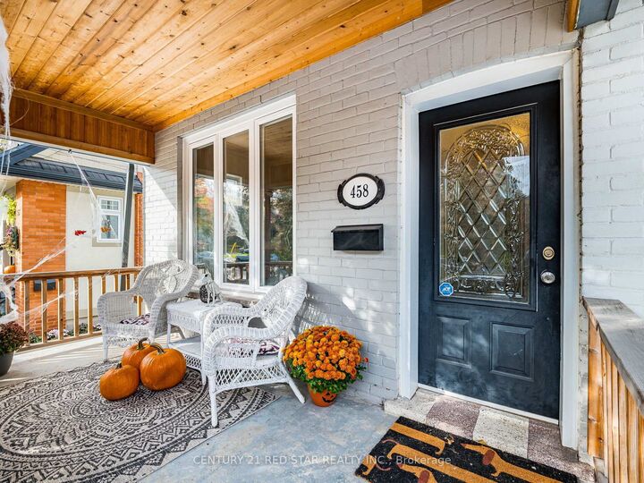 Property Photo:  458 Dundurn Street S  ON L8P 4L9 