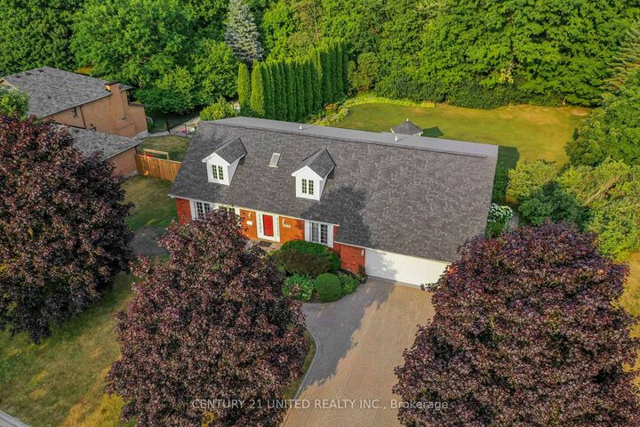 Property Photo:  1656 Champlain Drive  ON K9L 1N6 