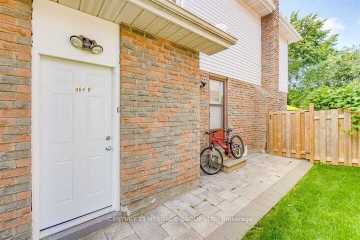 Property Photo: 964 Ferndale Crescent Basement ON L3Y 6B7