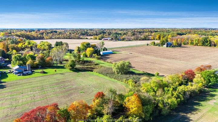 Photo de la propriété:  V/L County Rd 20 W  ON N9Y 2E6 