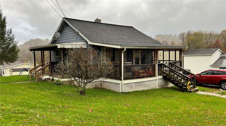 Property Photo:  405 Budapest  PA 15327 