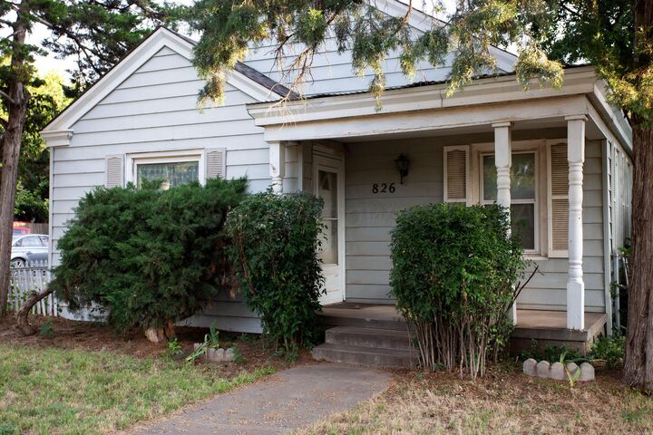 Property Photo:  826 Sunset Terrace  TX 79106-6318 