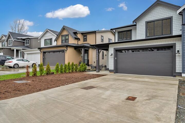 Property Photo: 33980 Barker Court BC V2V 6B2