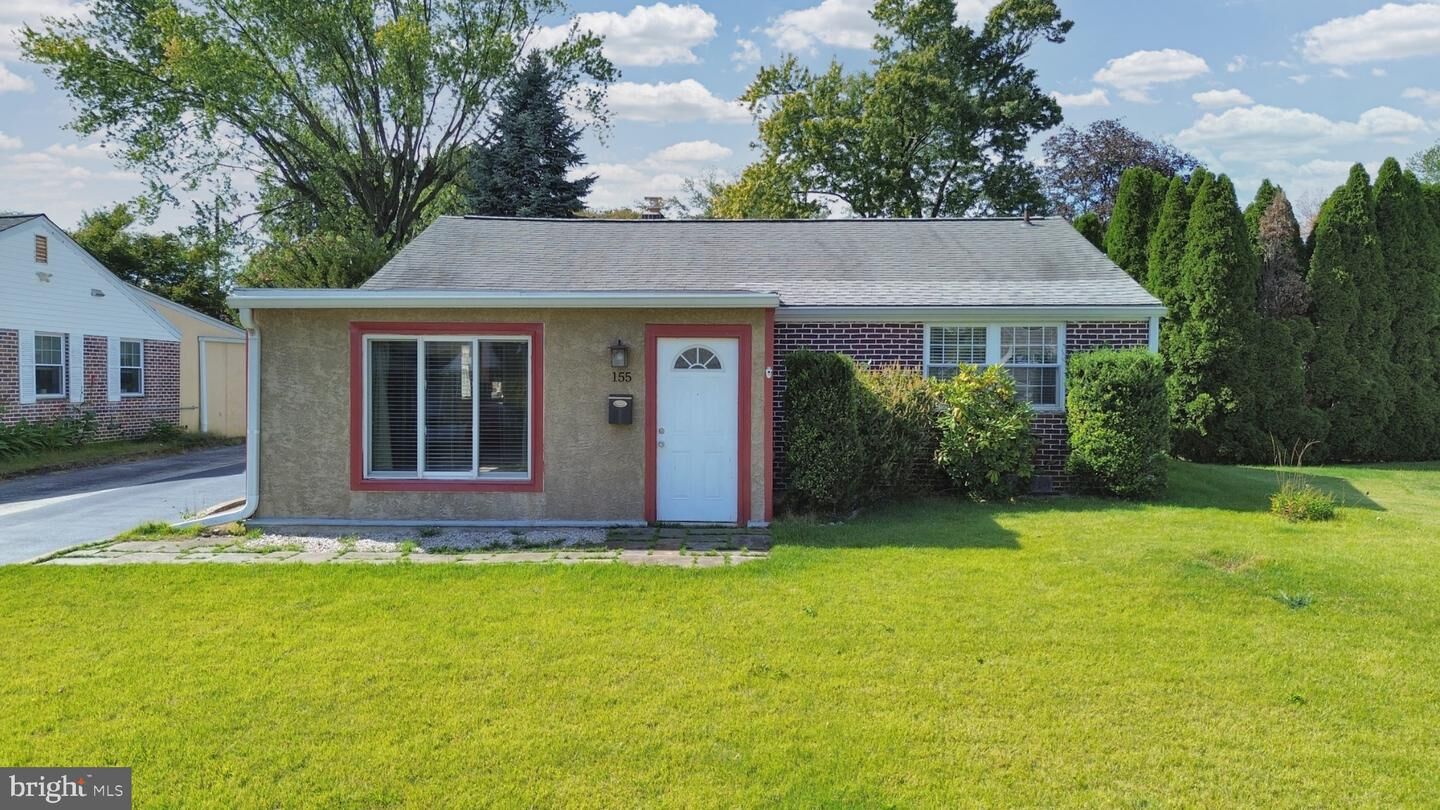 Property Photo:  155 Flintlock Road  PA 19406 