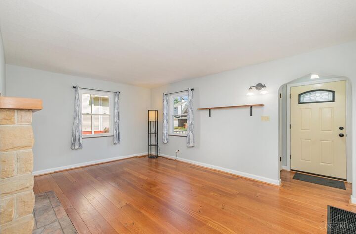 Property Photo: 389 Grand Avenue OH 45205