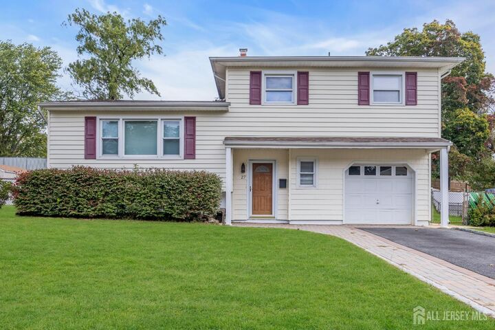 27 Janice Drive  Spotswood NJ 08884 photo