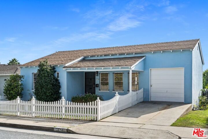 Property Photo: 1770 Bryn Mawr Ave CA 90405