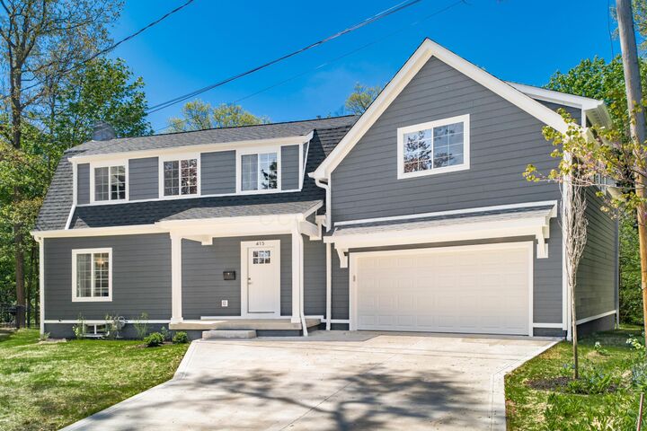 Property Photo: 415 Glen Echo Circle OH 43202