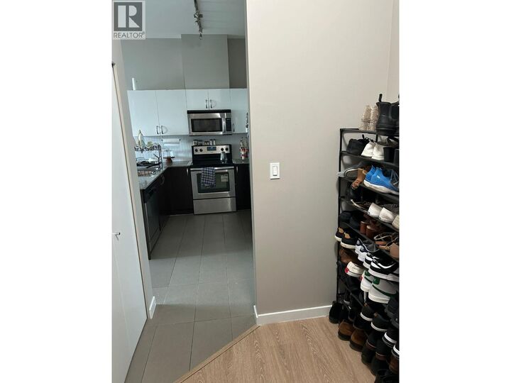 Property Photo:  5605 Hampton Place 207  BC V6T 2H1 