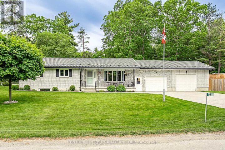 10211 Lakeview Avenue  Lambton Shores (Grand Bend) ON N0M 1T0 photo