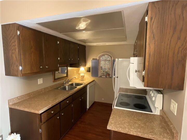 Property Photo: 464 Woodside Trail A2 IL 62521