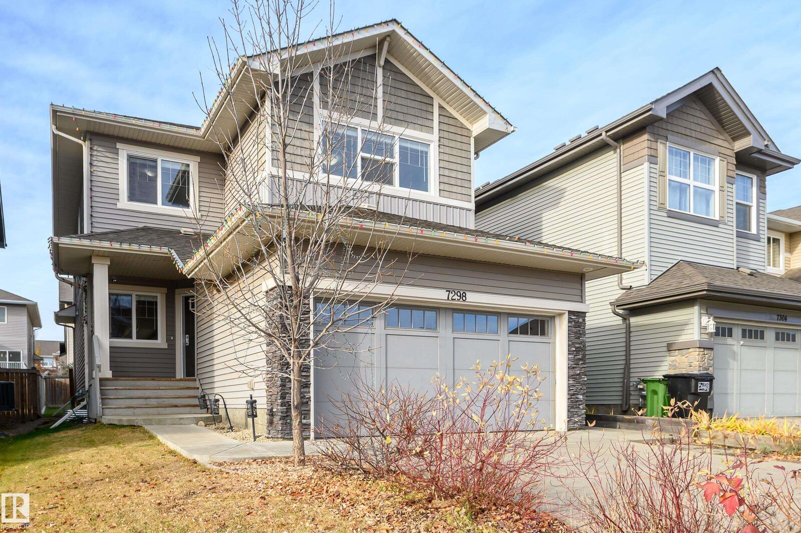 Property Photo:  7298 Edgemont Way NW  AB T6M 0S1 