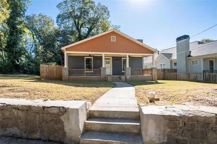 Property Photo: 1070 Lucile Avenue SW GA 30310