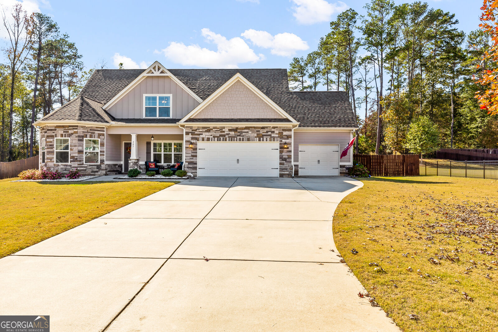 Property Photo: 205 Duck Drive GA 30276