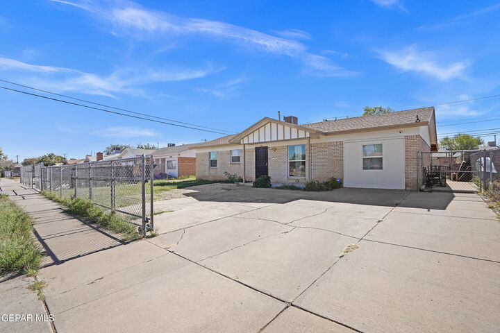 Property Photo: 5516 Fairbanks Drive TX 79924