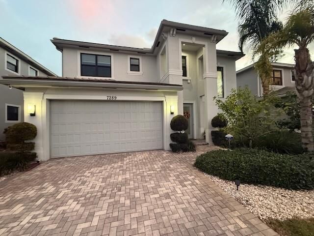 Property Photo: 7289 Stella Ln FL 33463