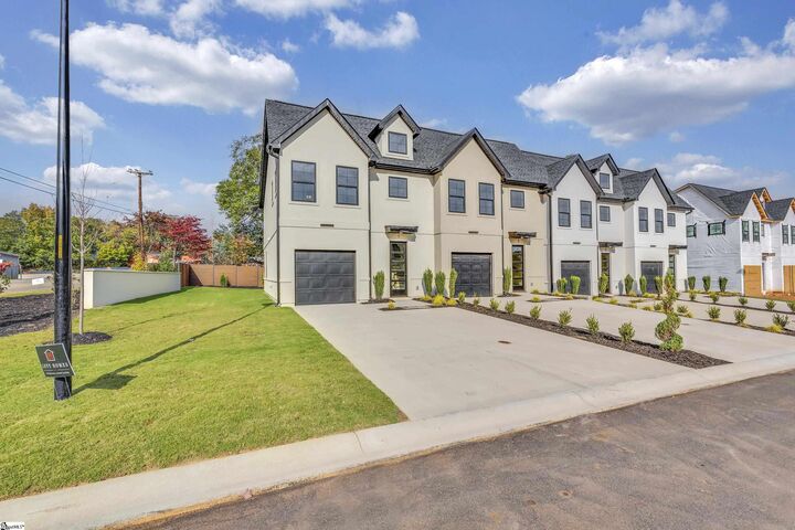 Property Photo: 1 Taverly Drive SC 29605