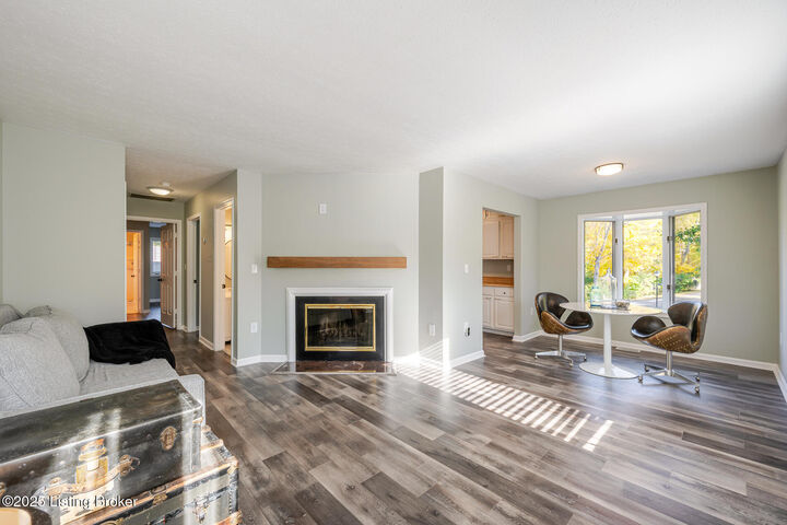 Property Photo:  5560 Forest  Lake Dr  KY 40059 