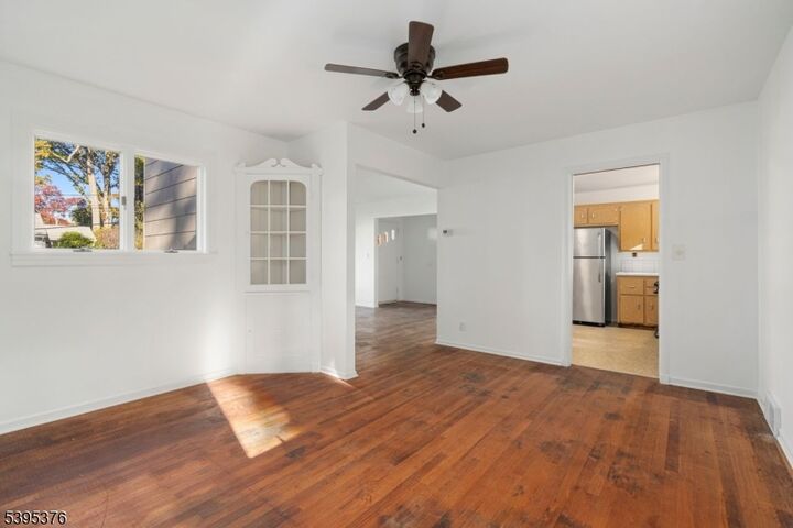 Property Photo: 140 Chamberlain Pl NJ 07432