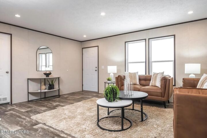 Property Photo: 501 Wani Village Rd TN 37861