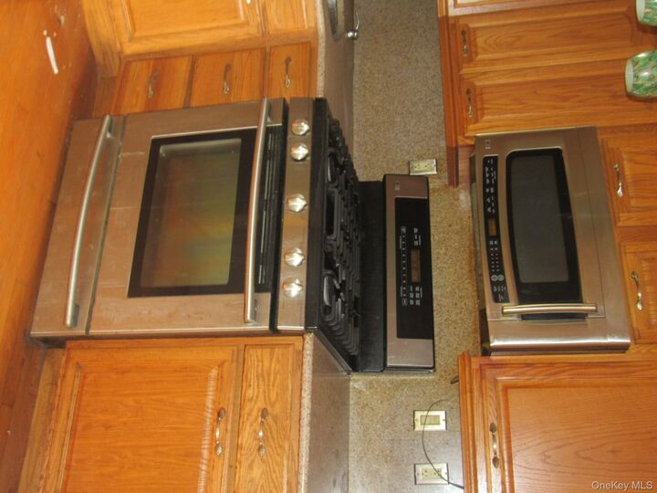 Property Photo:  126 N Route 303 2  NY 10920 