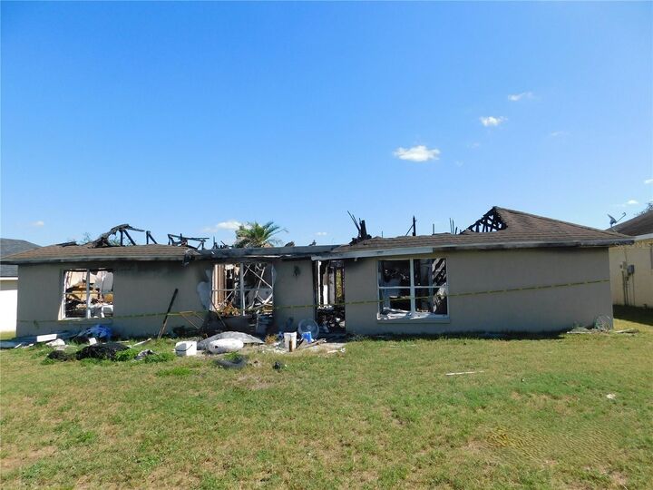 Property Photo: 8706 Fort Socrum Village Place FL 33810