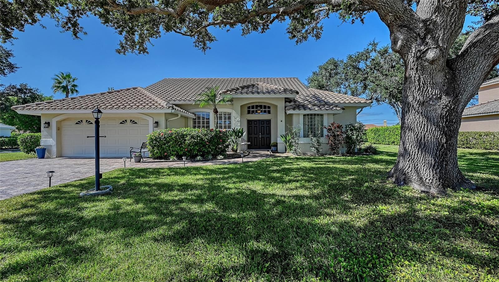 Property Photo: 9011 Misty Creek Drive FL 34241