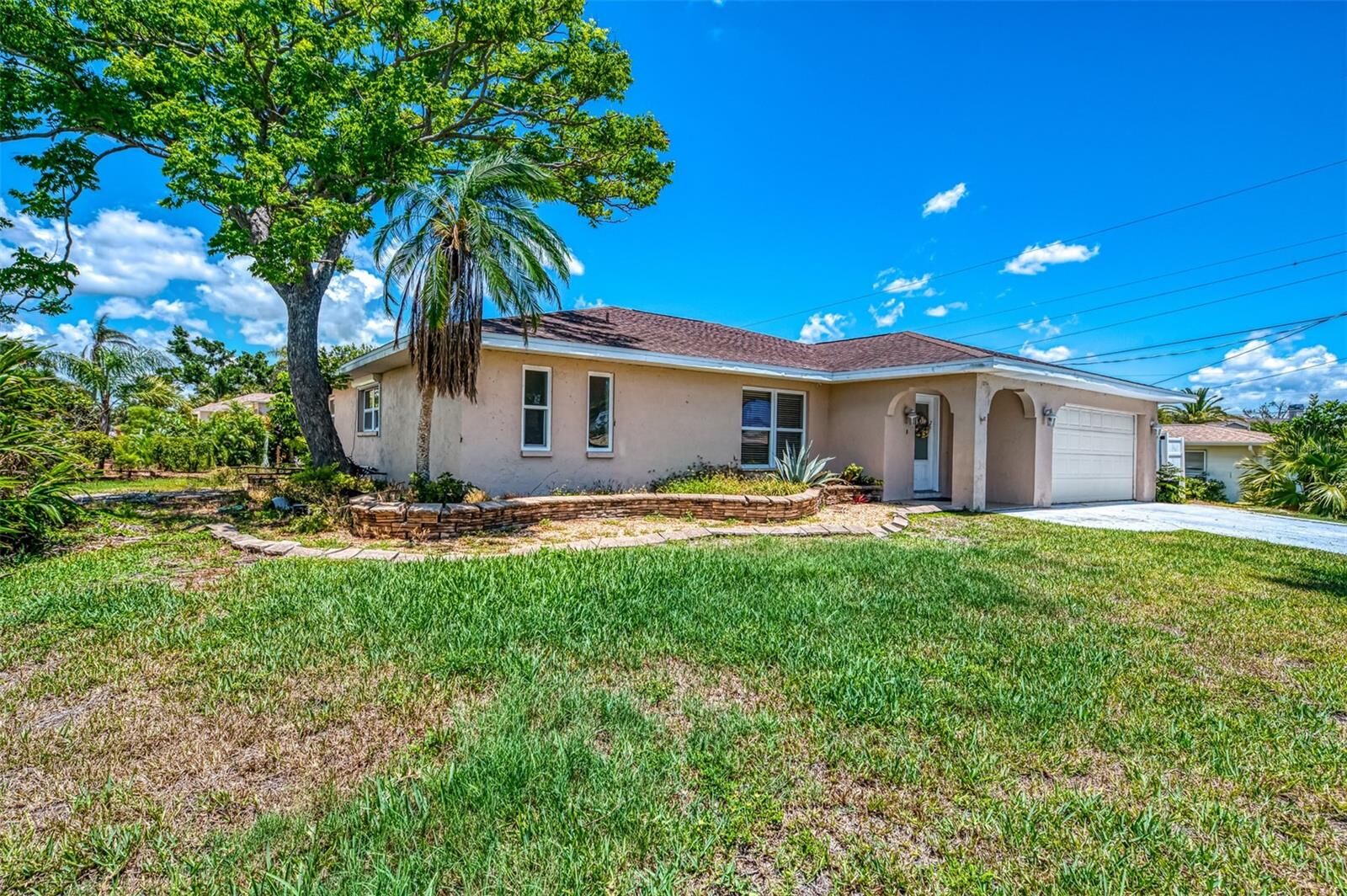 Property Photo: 4321 Shamrock Drive FL 34293