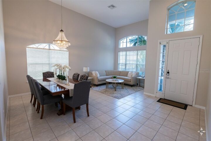 Property Photo: 2555 Sand Arbor Circle FL 32824
