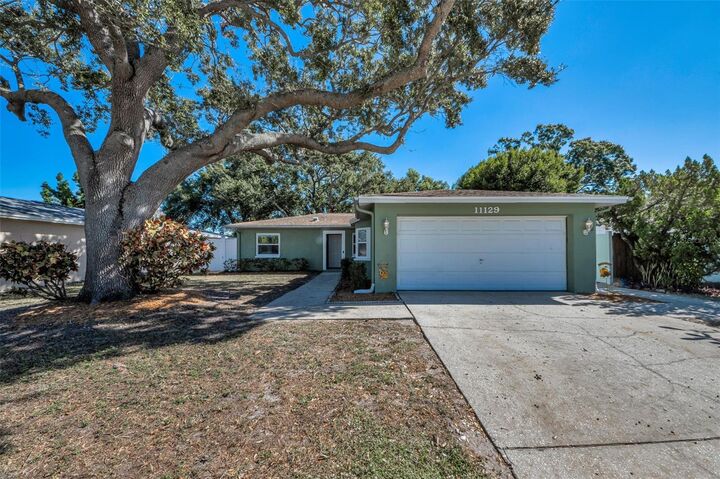 Property Photo: 11129 62nd Street N FL 33782